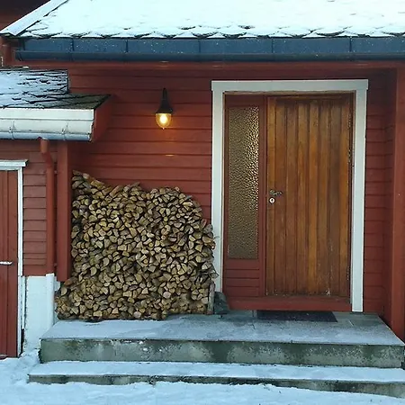 Bo Huset Sortland